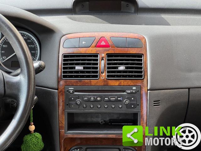 PEUGEOT 307 usata, con Controllo automatico clima