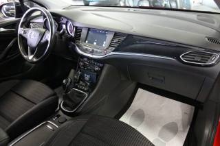 OPEL Astra usata, con Controllo automatico clima