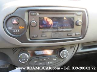 TOYOTA Yaris usata, con Sedile posteriore sdoppiato