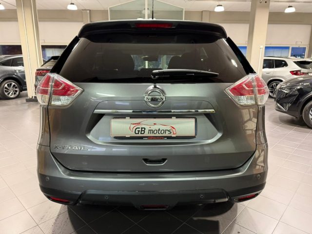NISSAN X-Trail usata, con Autoradio