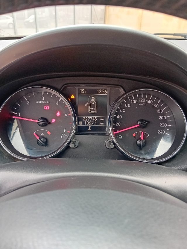 NISSAN Qashqai usata, con Cruise Control
