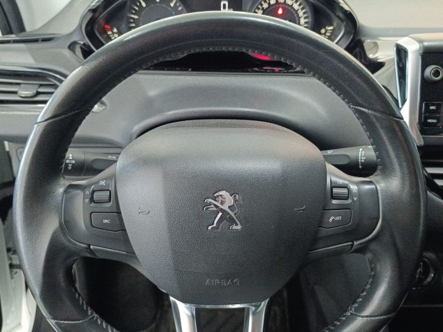 PEUGEOT 208 usata, con Bluetooth