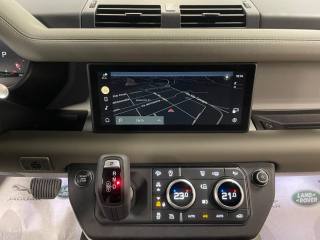 LAND ROVER Defender usata, con Trazione integrale