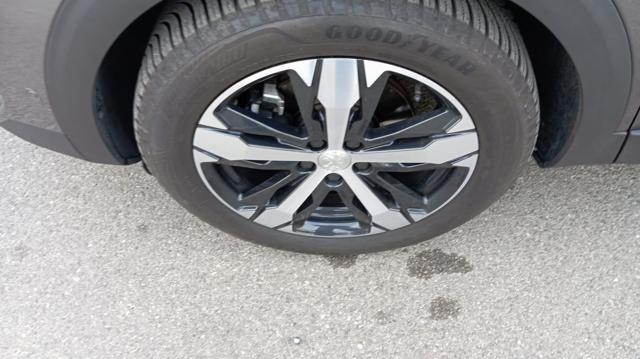 PEUGEOT 5008 usata, con Controllo automatico clima