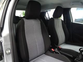 OPEL Corsa usata, con Volante in pelle