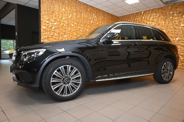 MERCEDES-BENZ GLC 220 usata 7