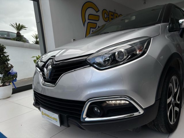 RENAULT Captur usata, con Autoradio