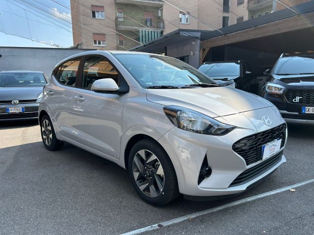 HYUNDAI i10 usata, con Airbag