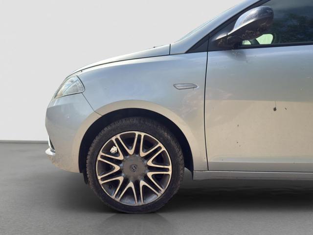 LANCIA Ypsilon usata, con Chiusura centralizzata