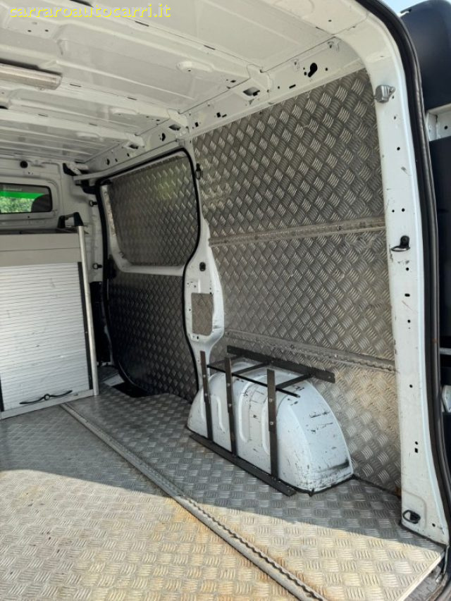 OPEL Vivaro usata 35
