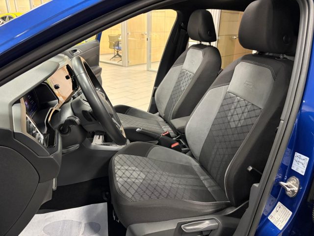 VOLKSWAGEN Taigo usata, con Touch screen