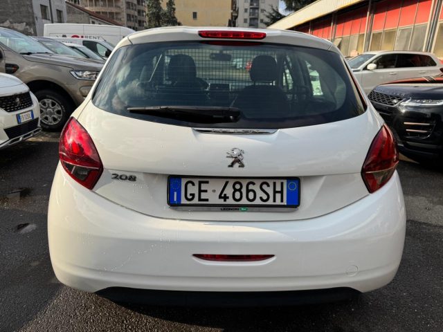 PEUGEOT 208 usata, con Autoradio