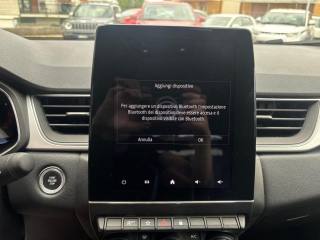 RENAULT Captur usata, con Volante in pelle