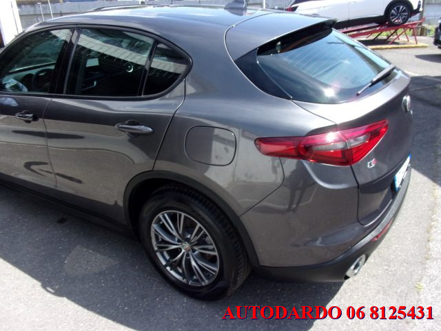 ALFA ROMEO Stelvio usata, con Sensori di parcheggio posteriori