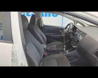 KIA Rio usata 23