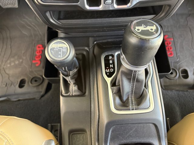 JEEP Wrangler usata, con Autoradio digitale