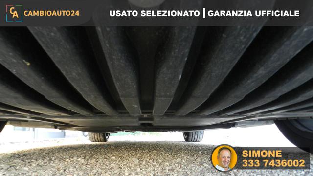 MERCEDES-BENZ CLE 220 usata, con Sensori di parcheggio anteriori