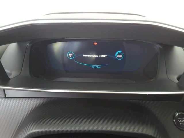 PEUGEOT 208 usata, con Boardcomputer