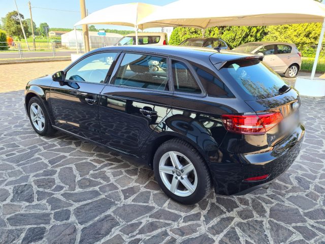 AUDI A3 usata, con Autoradio