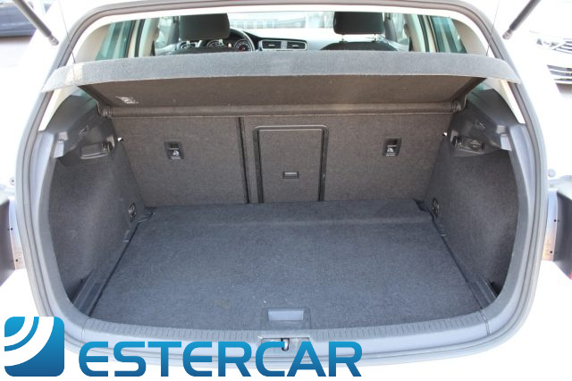 VOLKSWAGEN Golf usata, con Volante in pelle