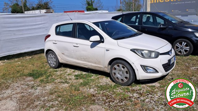 HYUNDAI i20 usata, con Immobilizzatore elettronico