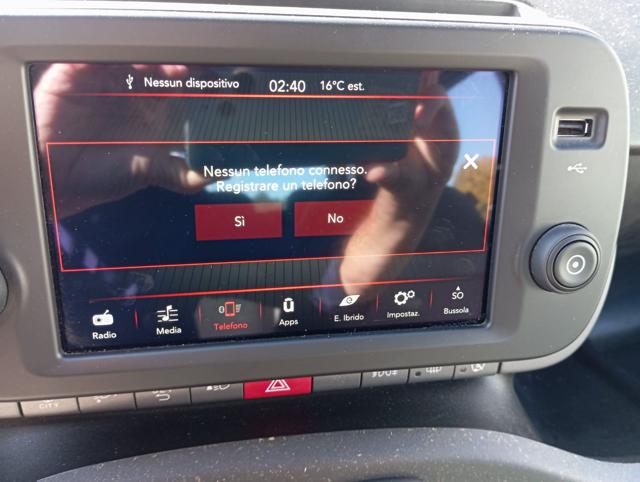 FIAT Panda Cross usata, con Touch screen