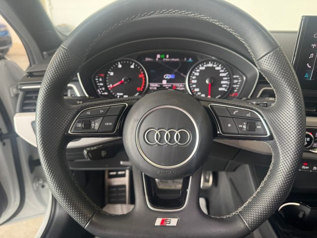 AUDI A4 usata, con Park Distance Control