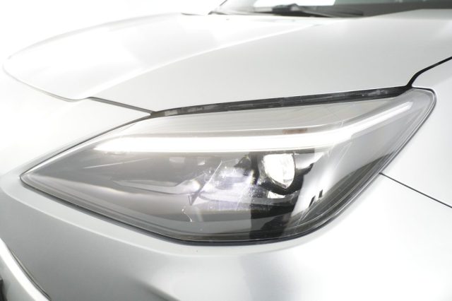 TOYOTA Yaris Cross usata 7