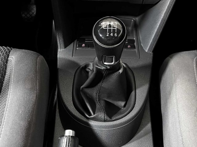 VOLKSWAGEN Touran usata 25