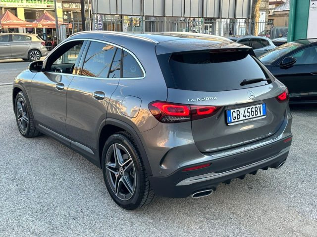 MERCEDES-BENZ GLA 200 usata, con Airbag laterali