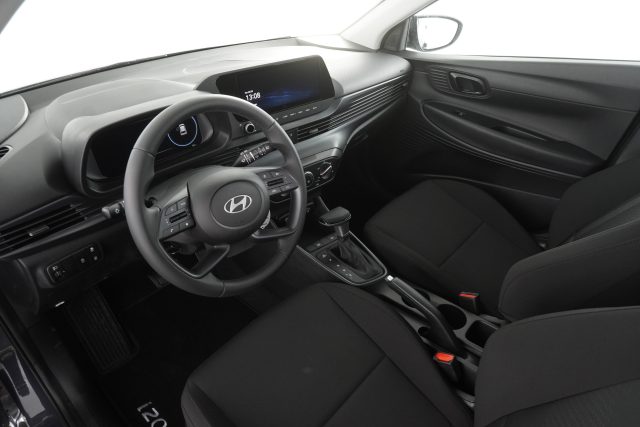 HYUNDAI i20 usata 8