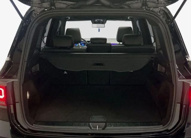 MERCEDES-BENZ GLB 200 usata, con Boardcomputer