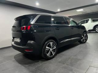 PEUGEOT 5008 usata, con Alzacristalli elettrici