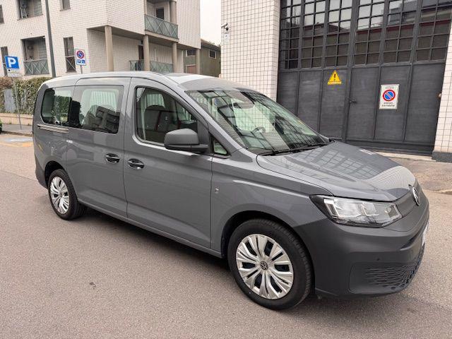VOLKSWAGEN Caddy usata, con USB