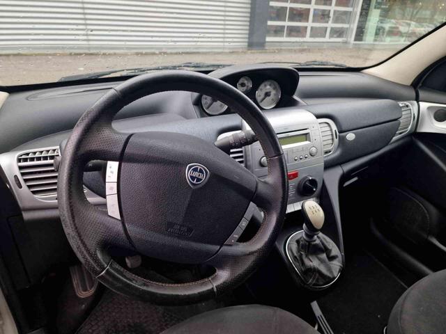 LANCIA Ypsilon usata, con Boardcomputer