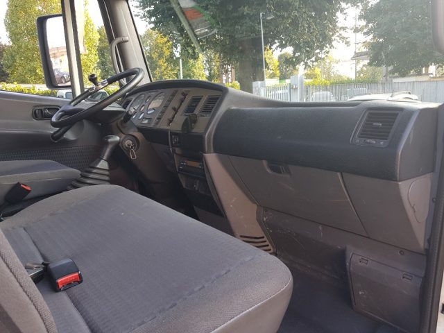 NISSAN usata 4