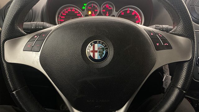 ALFA ROMEO MiTo usata, con Specchietti laterali elettrici