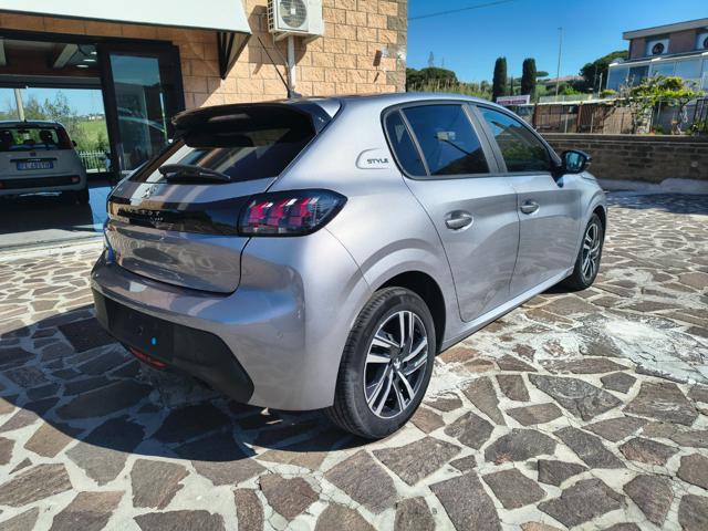 PEUGEOT 208 usata, con Autoradio