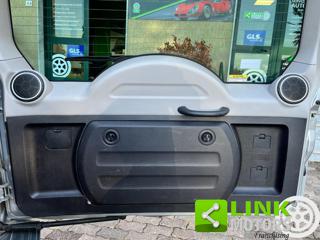 MITSUBISHI Pajero usata, con Luce d
