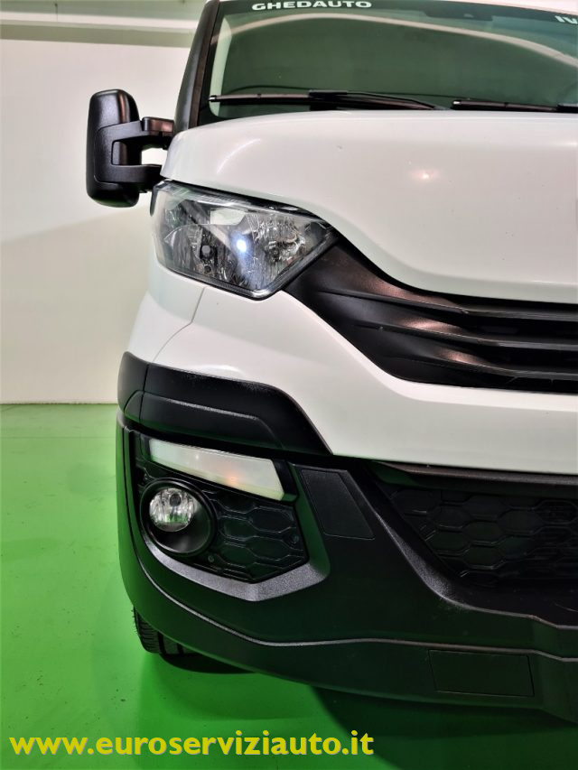 IVECO Daily usata 31