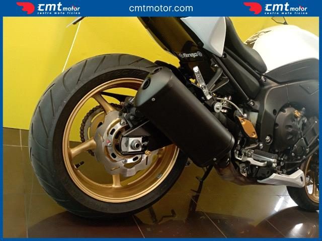 YAMAHA FZ8 usata 11