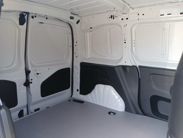 TOYOTA Proace City usata, con ESP