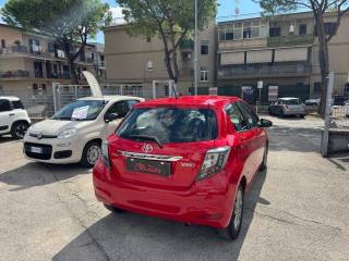 TOYOTA Yaris usata, con Airbag Passeggero
