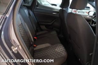 VOLKSWAGEN Taigo usata, con Luci diurne LED
