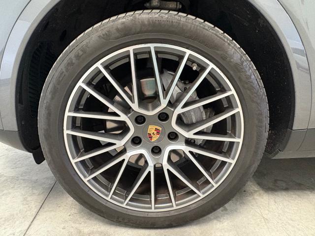 PORSCHE Cayenne usata, con Interni in pelle