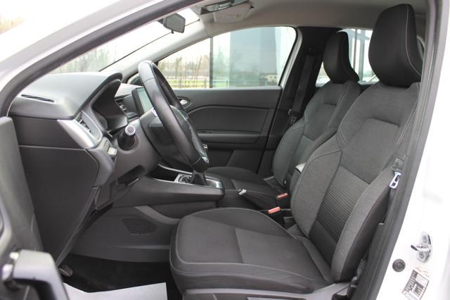 RENAULT Captur usata, con Autoradio