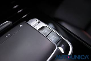 MERCEDES-BENZ A 180 usata, con Autoradio digitale