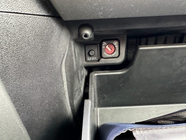 PEUGEOT 108 usata, con Airbag testa