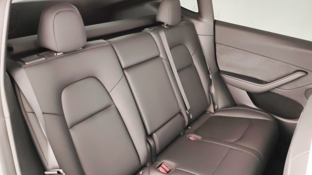 TESLA Model Y usata, con Climatizzatore automatico, 3 zone