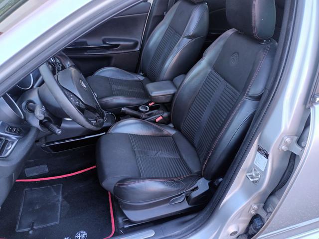ALFA ROMEO Giulietta usata, con Autoradio